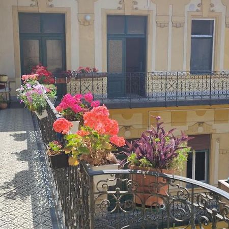 Apartamento Congress Margit House Budapest Exterior foto
